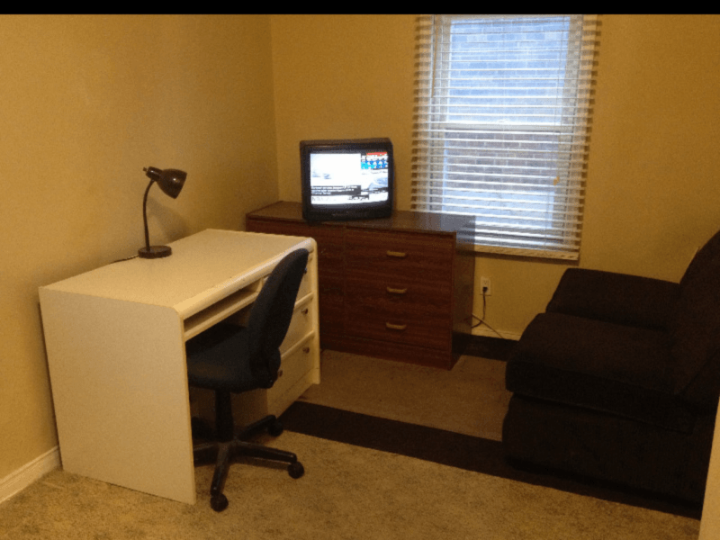 BEAUTIFUL FURNISHED STUDIO WITH SEPARATE ENTRANCE